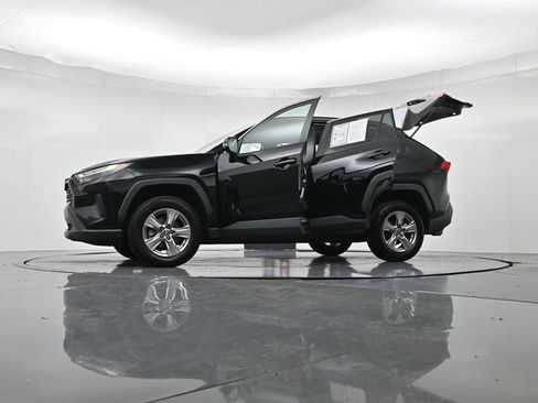 Used 2023 Toyota RAV4 XLE AWD/4WD image 53