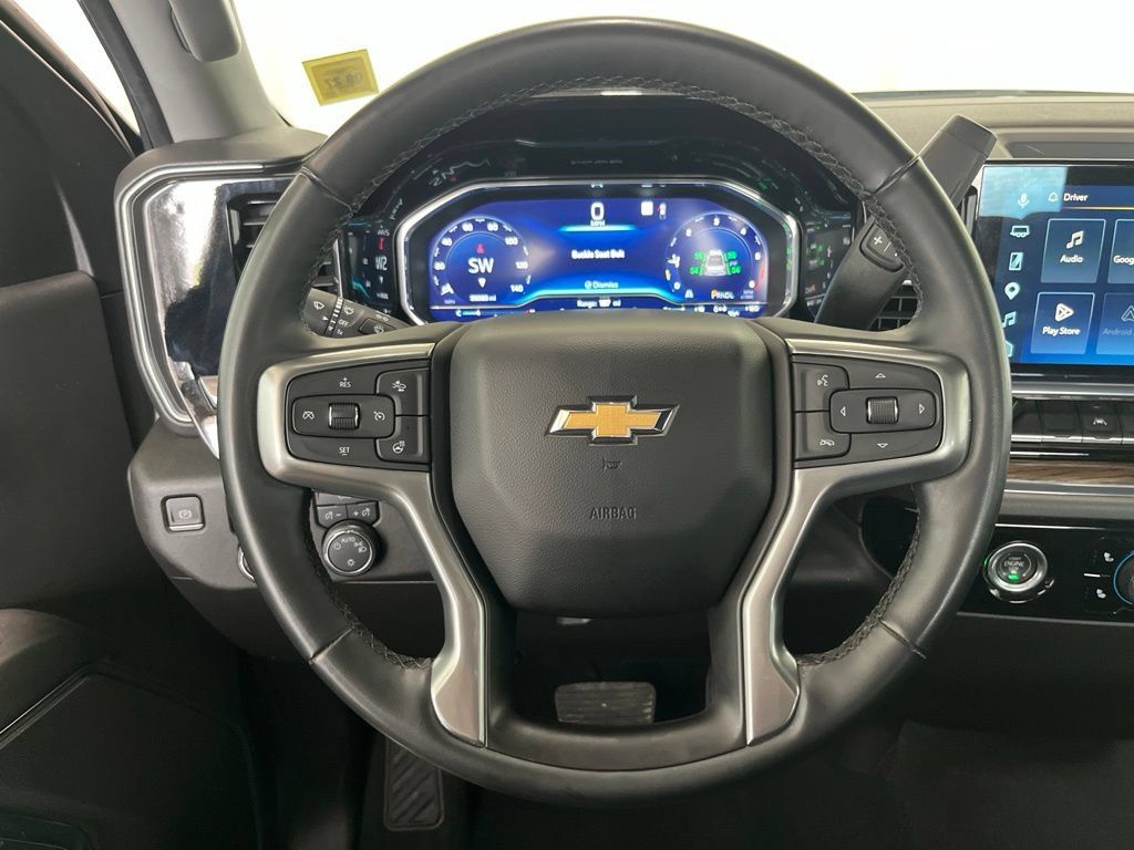 Used 2023 Chevrolet Silverado 1500 LT w/ Protection Package RWD image 5