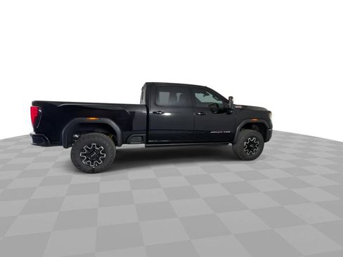 Used 2024 GMC Sierra 2500 AT4X image 9