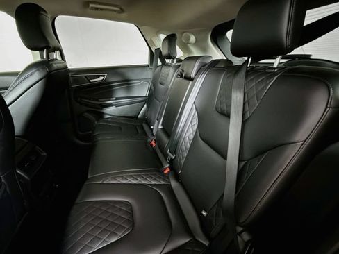 Used 2024 Ford Edge Titanium AWD/4WD image 24