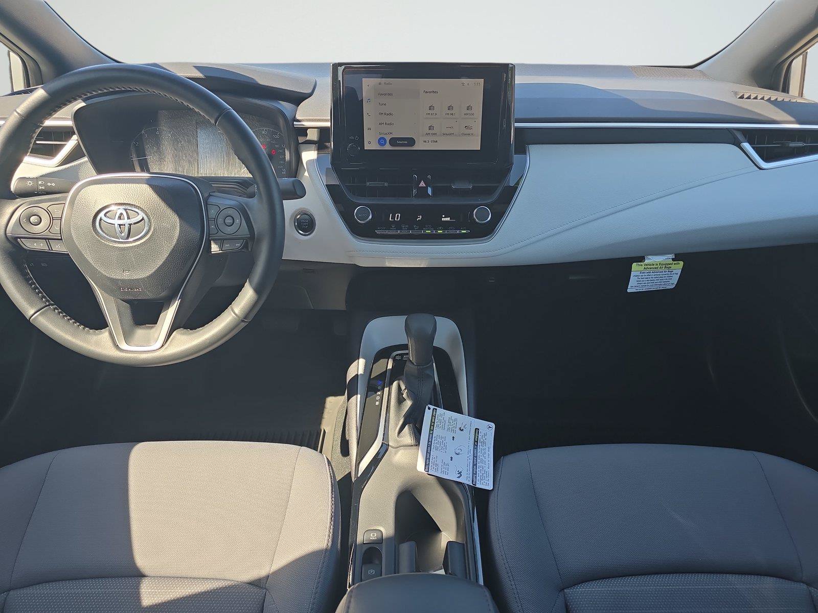 Used 2025 Toyota Corolla SE w/ Convenience Package FWD image 11