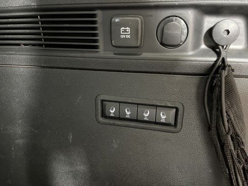 Used 2023 Jeep Wagoneer Series II w/ Premium Group I AWD/4WD image 46