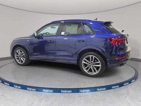 Used 2021 Audi Q3 2.0T Premium w/ Convenience Package AWD/4WD image 9