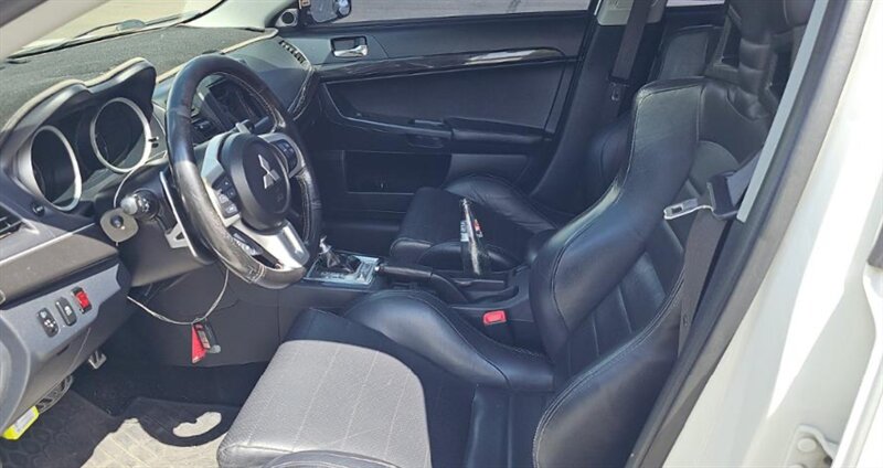 Used 2011 Mitsubishi Lancer Evolution MR AWD/4WD image 9