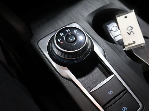 Used 2025 Ford Escape Active image 29