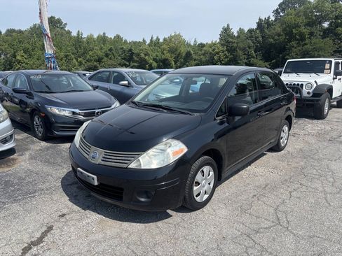 Used 2011 Nissan Versa Sedan FWD image 2