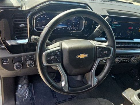 Used 2023 Chevrolet Silverado 1500 LT w/ Protection Package RWD image 11