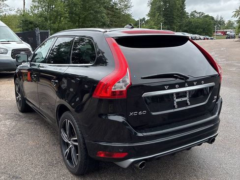 Used 2017 Volvo XC60 T6 R-Design w/ Climate Package AWD/4WD image 4