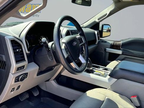 Used 2018 Ford F150 Lariat w/ Equipment Group 502A Luxury AWD/4WD image 23