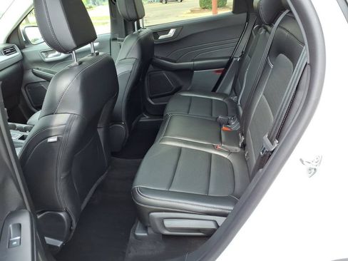 Used 2025 Ford Escape Platinum AWD/4WD image 12