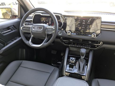 New 2026 GMC Canyon Elevation w/ Convenience Package image 15