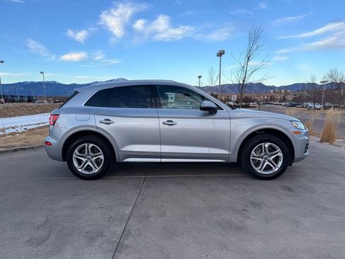 Used 2019 Audi Q5 2.0T Premium w/ Convenience Package image 10
