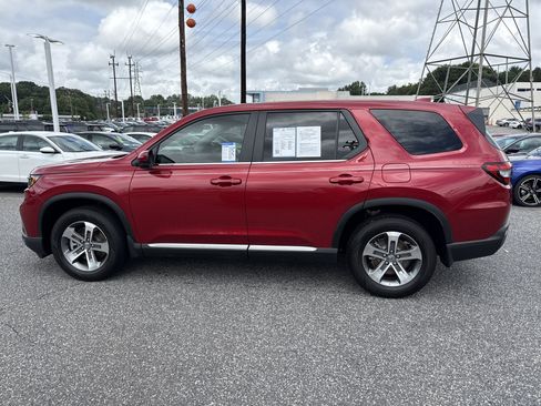 Used 2024 Honda Pilot EX-L image 6