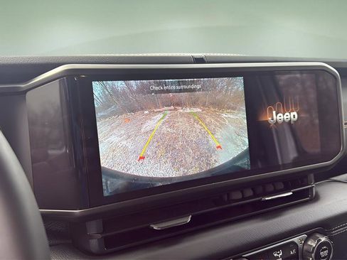 Used 2024 Jeep Wrangler Sahara 4xe image 21