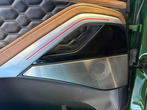 Used 2021 BMW X6 M w/ Competition Package image 23