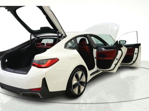 Used 2023 BMW i4 eDrive35 RWD image 14