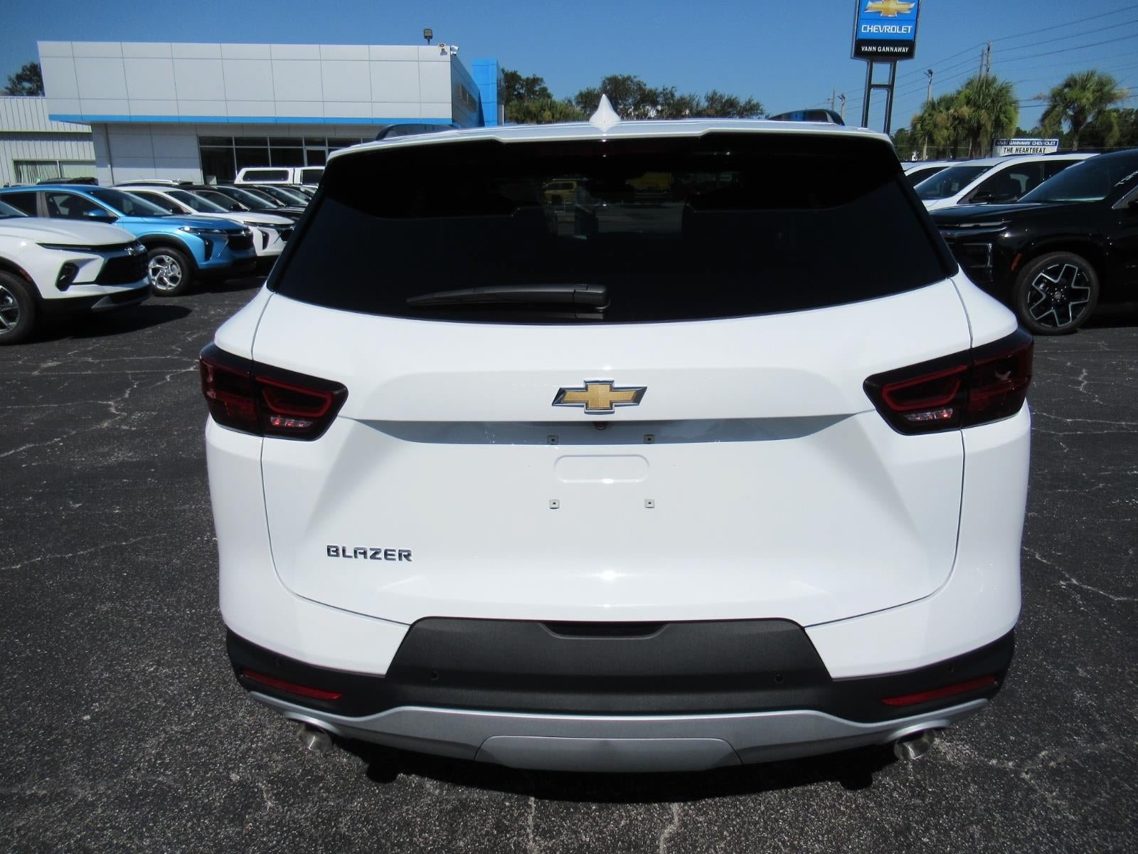 New 2026 Chevrolet Blazer LT w/ Convenience Package FWD image 6