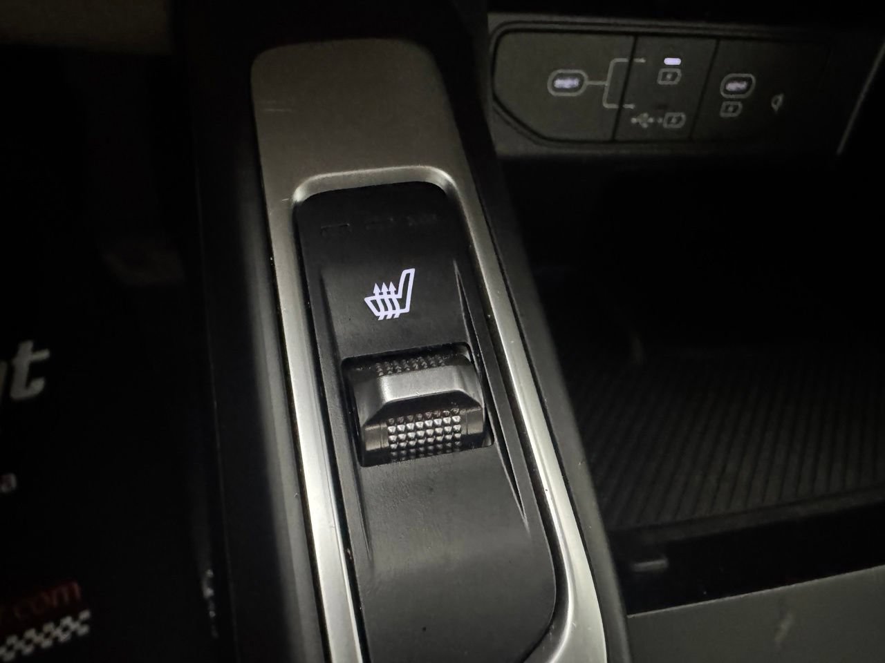 Used 2024 Kia Sorento EX w/ Panoramic Sunroof Package FWD image 26