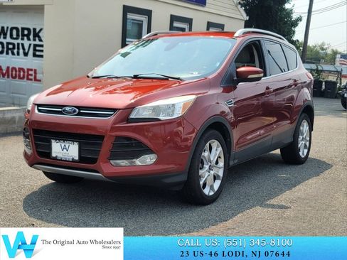 Used 2014 Ford Escape Titanium AWD/4WD image 3