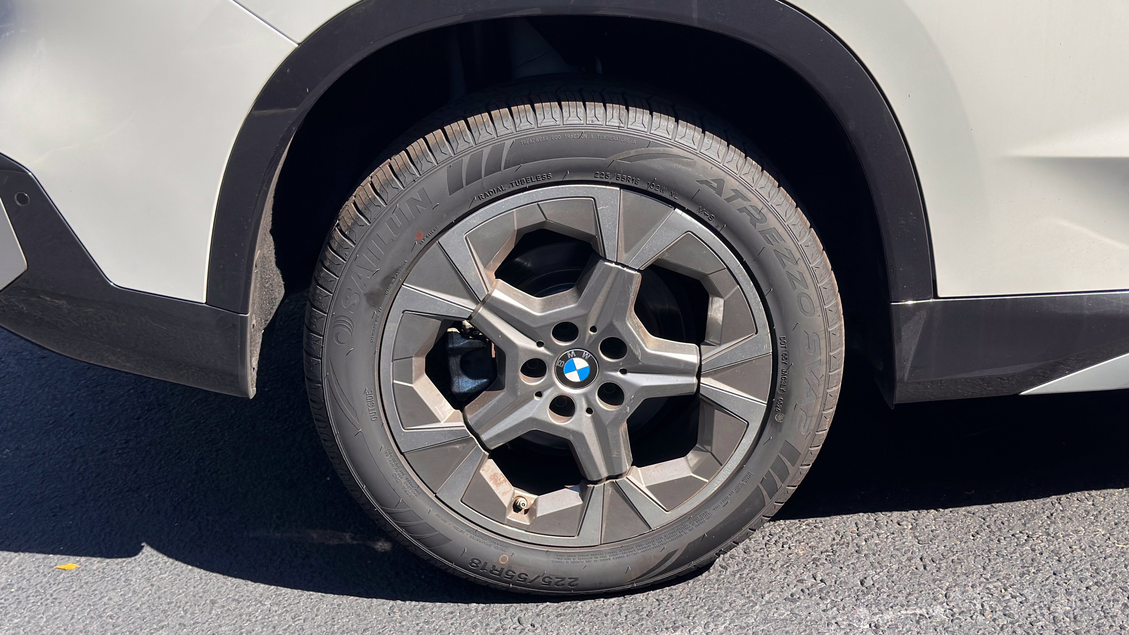 Used 2025 BMW X1 xDrive28i AWD/4WD image 8