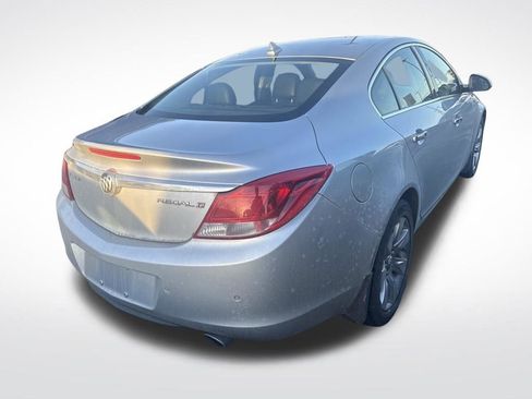 Used 2013 Buick Regal Premium image 2