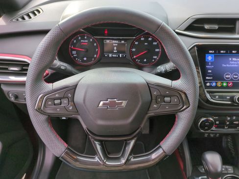 Certified 2023 Chevrolet TrailBlazer RS w/ Convenience Package image 12