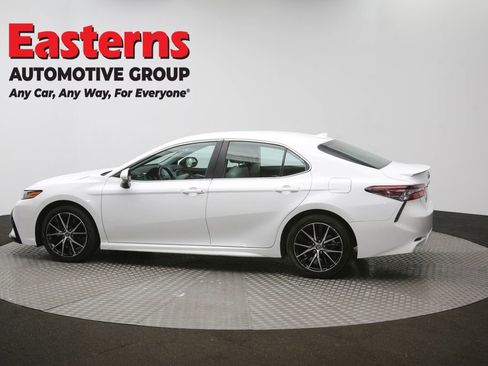 Used 2024 Toyota Camry SE image 61