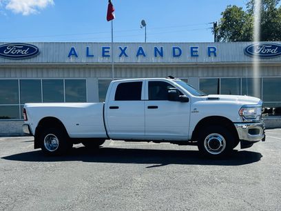 Used 2024 RAM 3500 Tradesman w/ Chrome Appearance Group