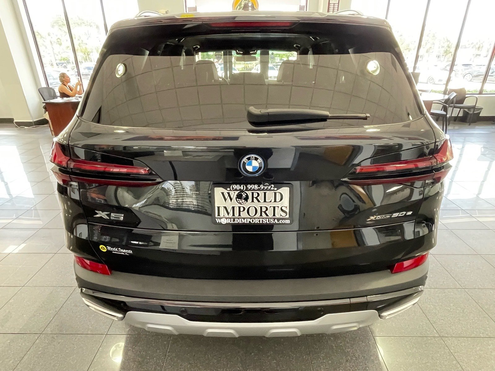 Used 2024 BMW X5 xDrive50e AWD/4WD image 4