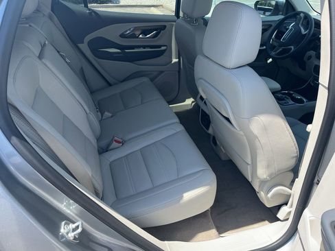 Used 2024 GMC Terrain Denali w/ Denali Premium Package image 7