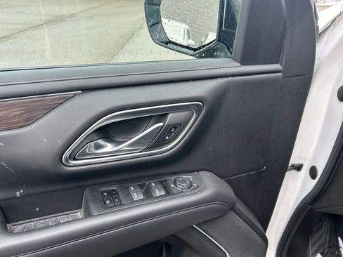 Used 2021 Chevrolet Tahoe LT image 12