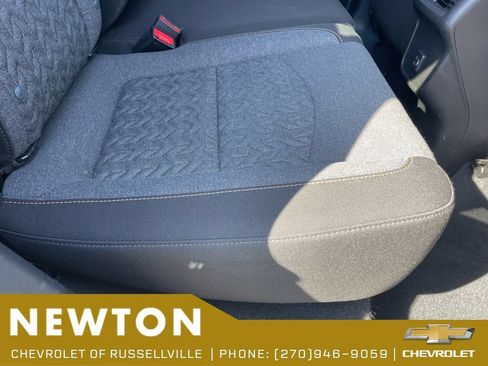 Used 2024 Chevrolet Equinox LT w/ LPO, Floor Liner Package FWD image 28
