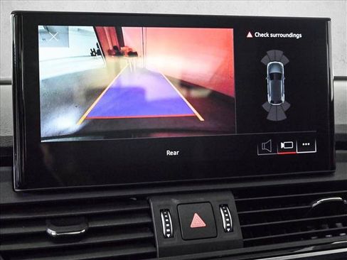 Certified 2025 Audi Q5 2.0T Premium w/ Convenience Plus Package AWD/4WD image 14