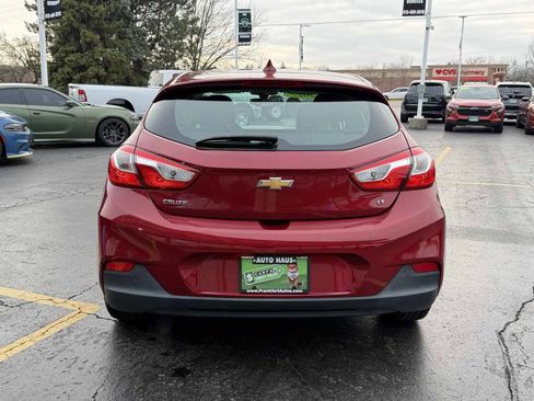 Used 2017 Chevrolet Cruze LT FWD image 10