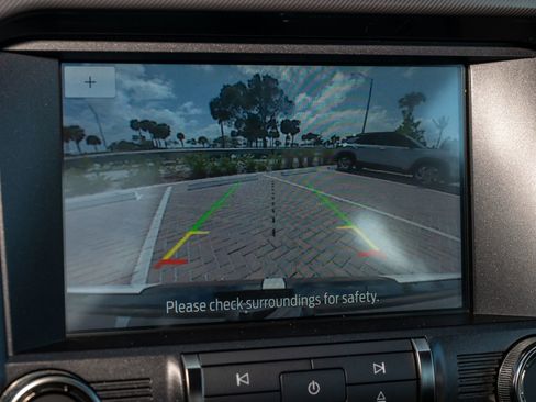 Used 2022 Ford Mustang Shelby GT500 w/ Technology Package image 29