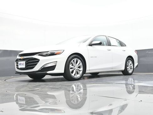 Used 2023 Chevrolet Malibu LT FWD image 42