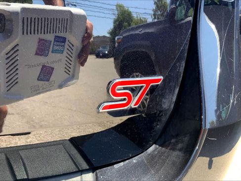 Used 2025 Ford Explorer ST w/ Sun And Sound Package RWD image 9