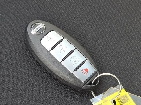 Used 2023 Nissan Sentra SV image 35