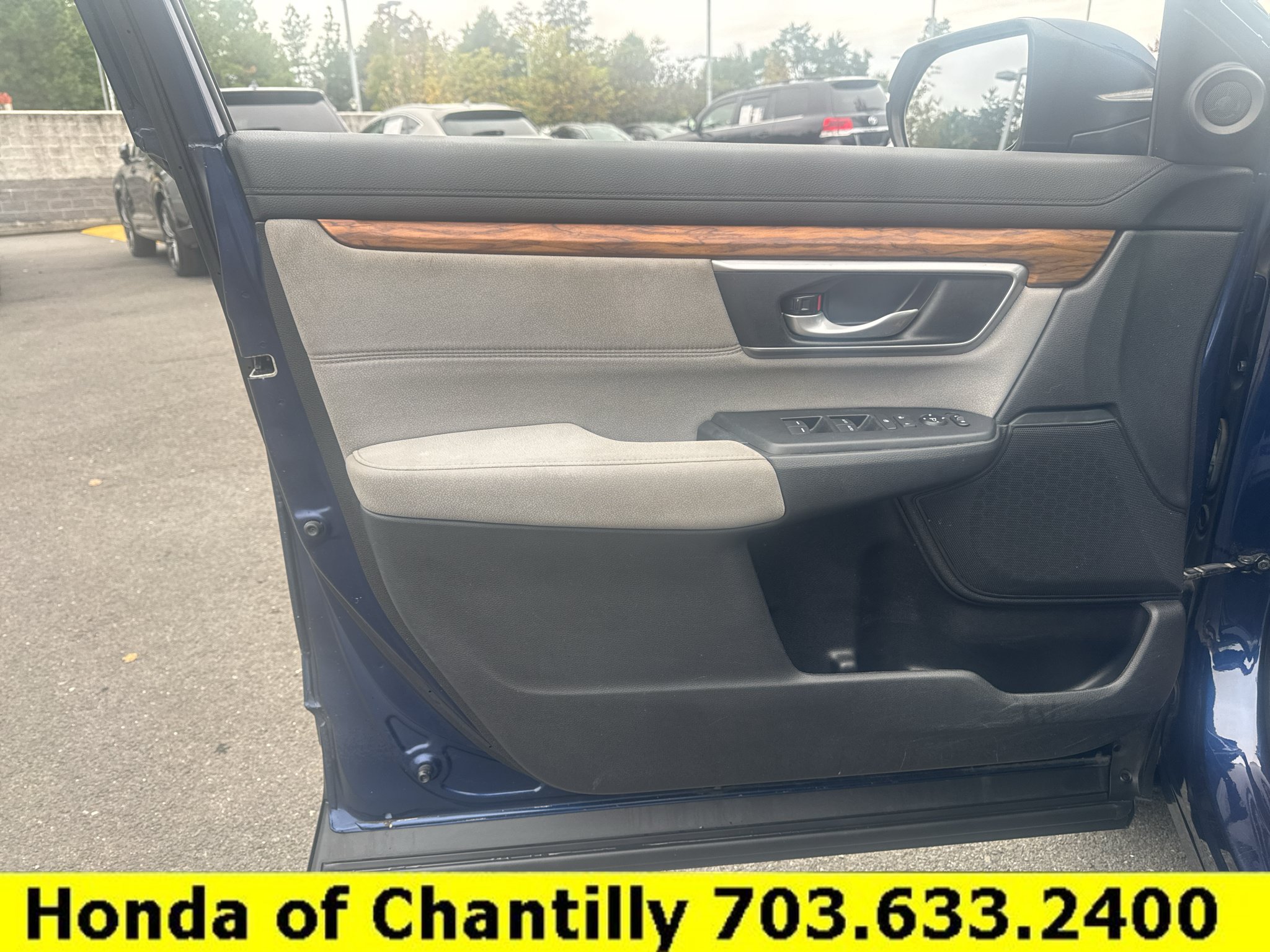 Used 2017 Honda CR-V EX image 21