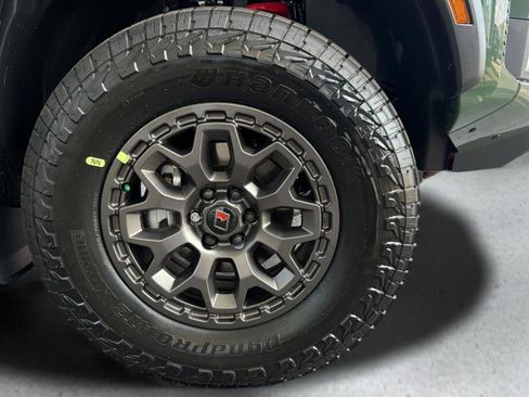 New 2026 Nissan Frontier PRO-4X AWD/4WD image 25