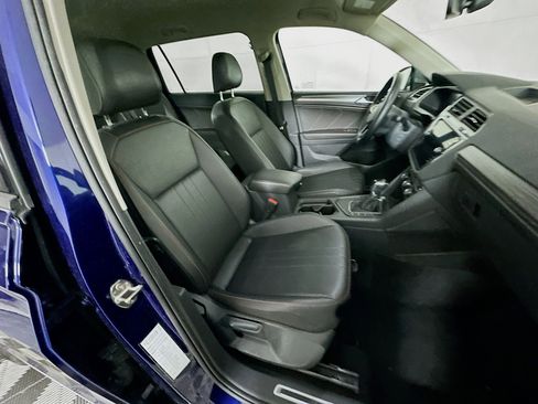 Used 2024 Volkswagen Tiguan Wolfsburg Edition image 30