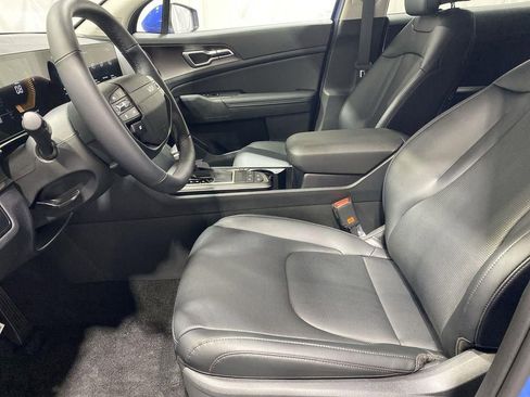 New 2026 Kia Sportage EX FWD image 13