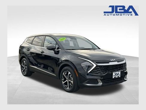 Used 2025 Kia Sportage EX image 1