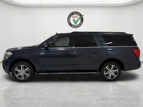 Used 2022 Ford Expedition Max XLT RWD image 2