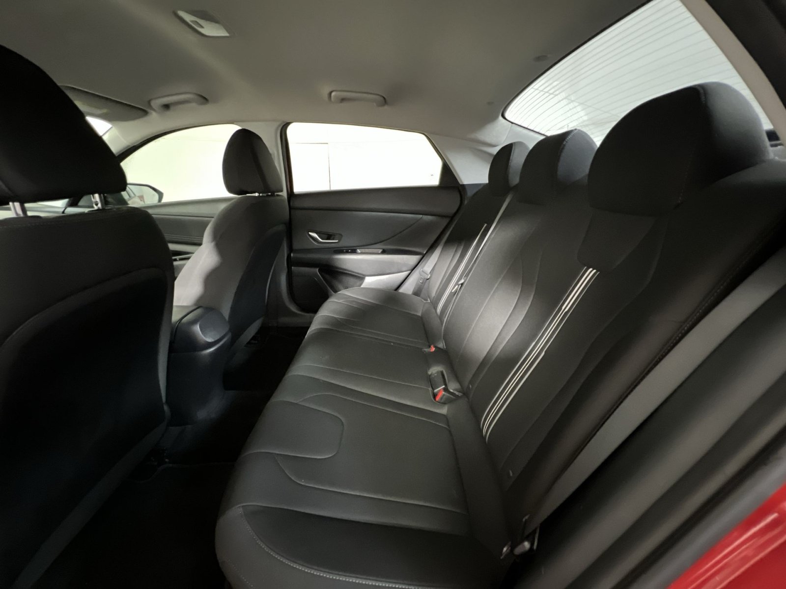 Used 2021 Hyundai Elantra SEL w/ Convenience Package FWD image 28
