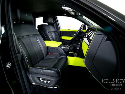 Used 2019 Rolls-Royce Phantom Sedan image 35