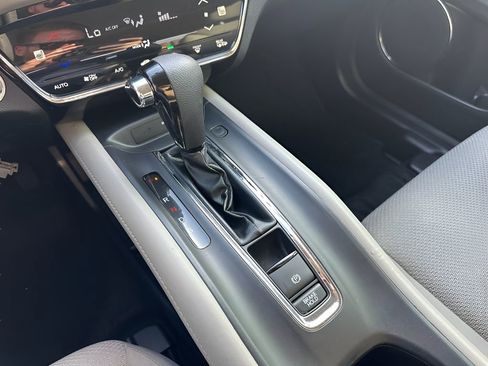 Used 2018 Honda HR-V EX image 20