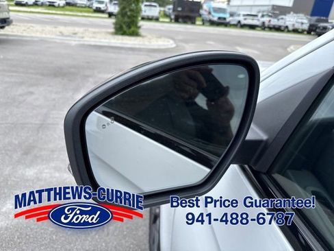 New 2026 Ford Expedition Max Platinum w/ Stealth Appearance Package AWD/4WD image 8