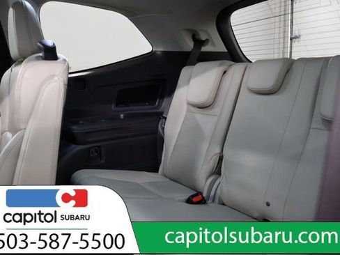 Used 2023 Subaru Ascent Limited image 30