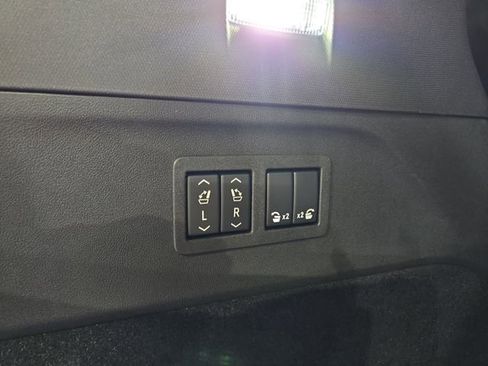 New 2026 Cadillac Escalade IQ Luxury 2 image 42